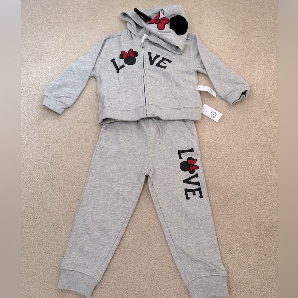 Baby Gap Minnie Mouse sweatshirt and sweatpants set